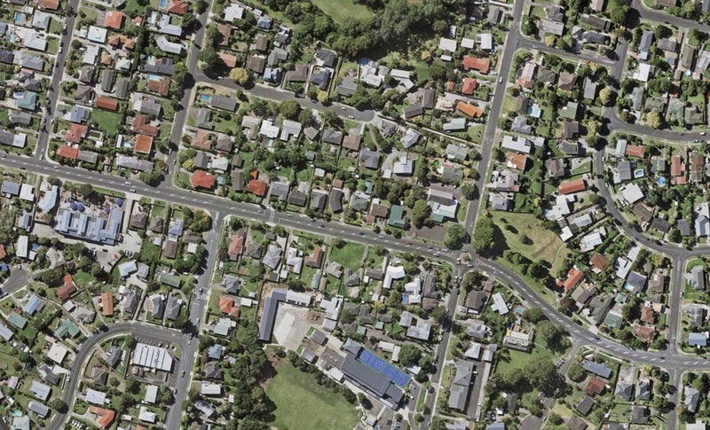 52 Reeves Road, Pakuranga, Auckland - Carousel 1