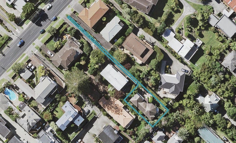 19A Aberdeen Road, Castor Bay, Auckland - Carousel 1