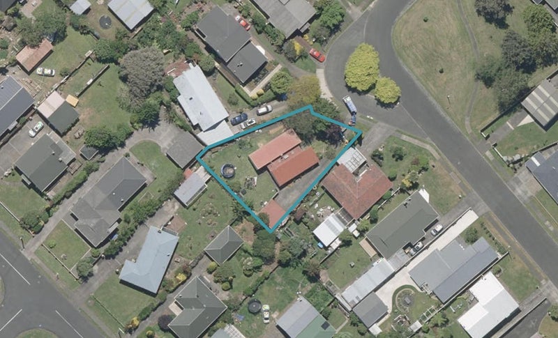 57 Exeter Crescent, Springvale, Whanganui - Carousel 1