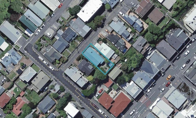 6 Barton Terrace, Thorndon, Wellington - Carousel 1