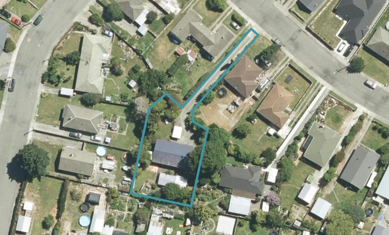 21 Henderson Street, Riversdale, Blenheim - Carousel 1