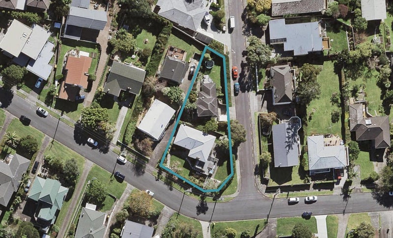 2/32 Tui Glen Road, Birkenhead, Auckland - Carousel 1