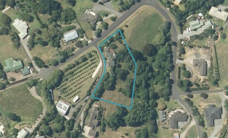 27 Herbert Drive, Whangamata - Carousel 1