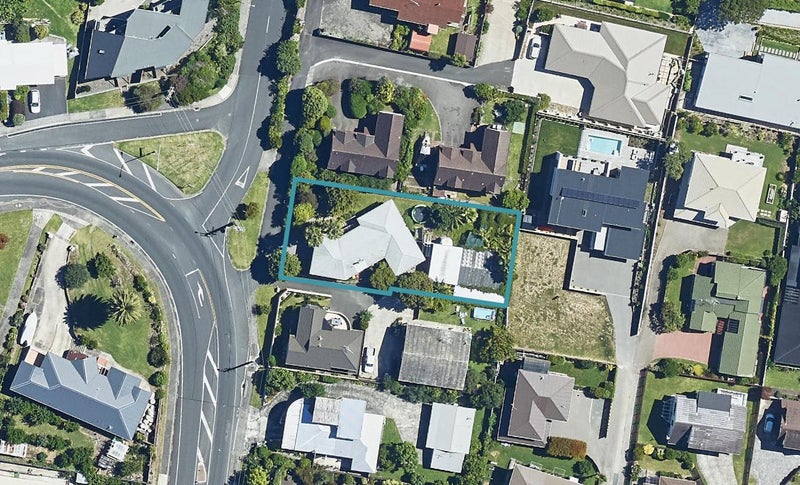 531 Otumoetai Road, Matua, Tauranga - Carousel 1