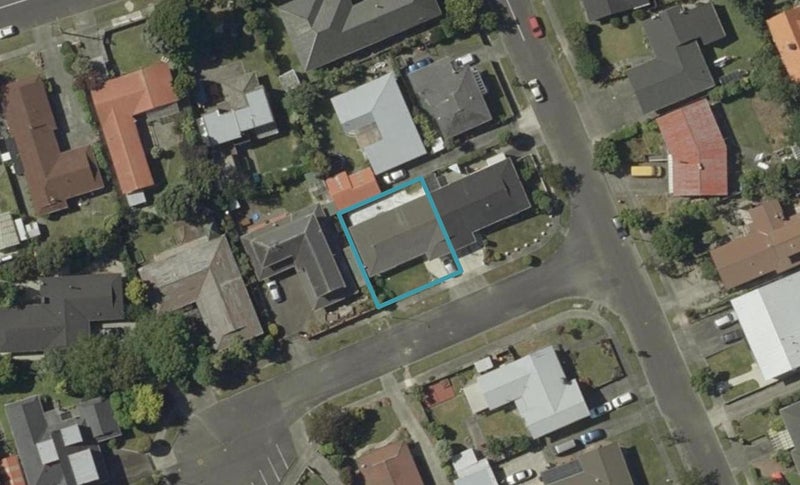 10 Coronet Place, Awapuni, Palmerston North - Carousel 1