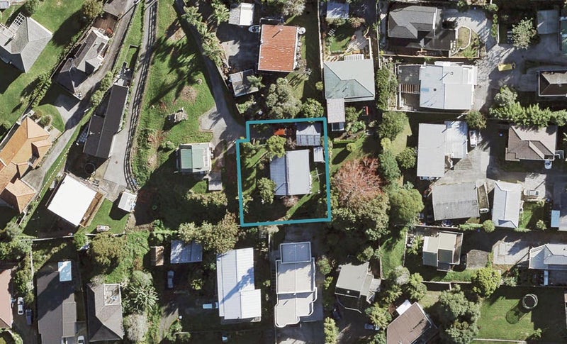 40 Bentleigh Avenue, New Windsor, Auckland - Carousel 1