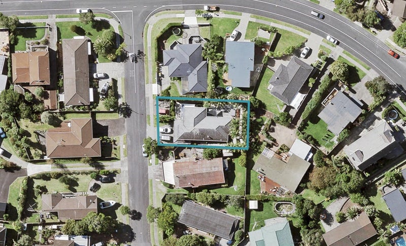 4 Markham Place, BUCKLANDS BEACH, AUCKLAND - Carousel 1