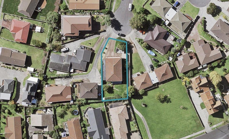46 Cromdale Avenue, Highland Park, Auckland - Carousel 1