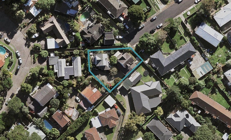 2/12 Cobblestone Lane, Hillcrest, Auckland - Carousel 1