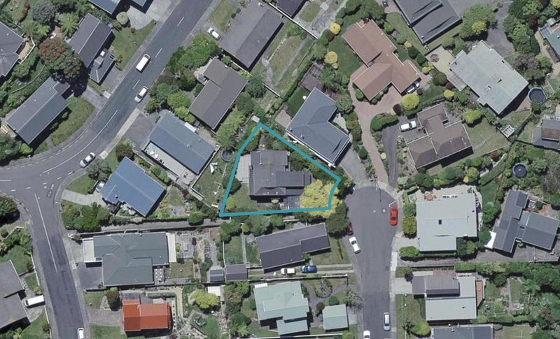 43 Kandy Crescent, Ngaio, Wellington - Carousel 1