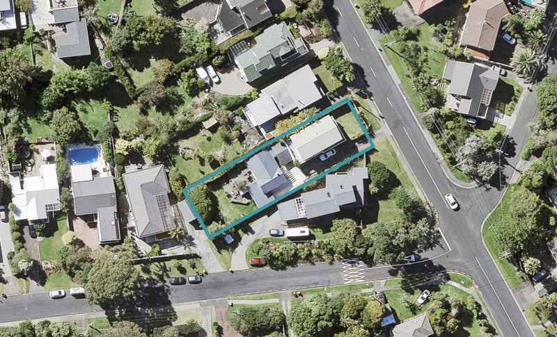 1/54 Lyons Avenue, Murrays Bay, Auckland - Carousel 1