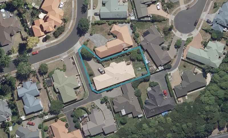 27 Canaandale Drive, Flagstaff, Hamilton - Carousel 1