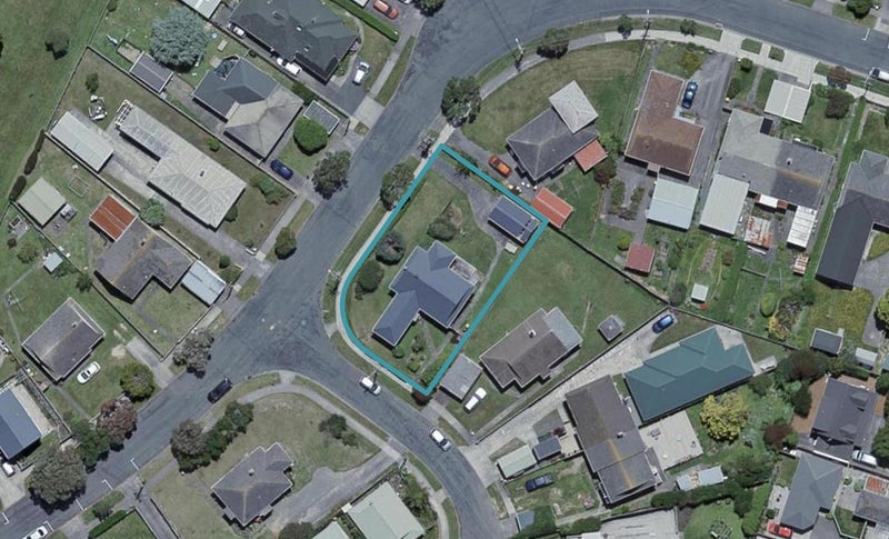 1 Rudyard Crescent, Johnsonville, Wellington - Carousel 1