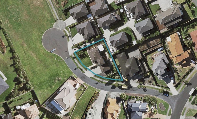 5 Boeing Place, Goodwood Heights, Auckland - Carousel 1
