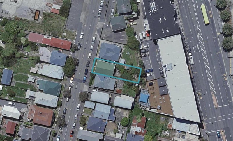 215 Adelaide Road, Newtown, Wellington - Carousel 1