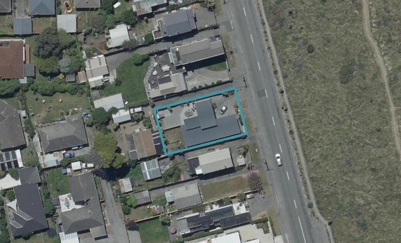 7 Marine Parade, North New Brighton, Christchurch - Carousel 1