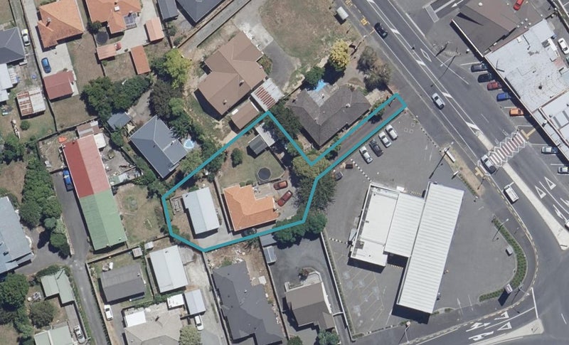 245B Peachgrove Road, Fairfield, Hamilton - Carousel 1