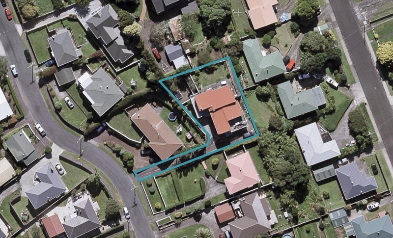 13A Stuart Place, Blagdon, New Plymouth - Carousel 1