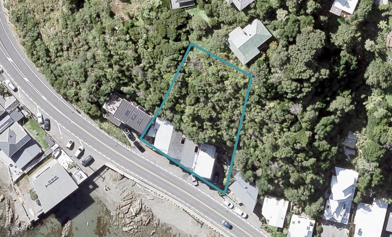 2/607 Marine Drive, Days Bay, Lower Hutt - Carousel 1
