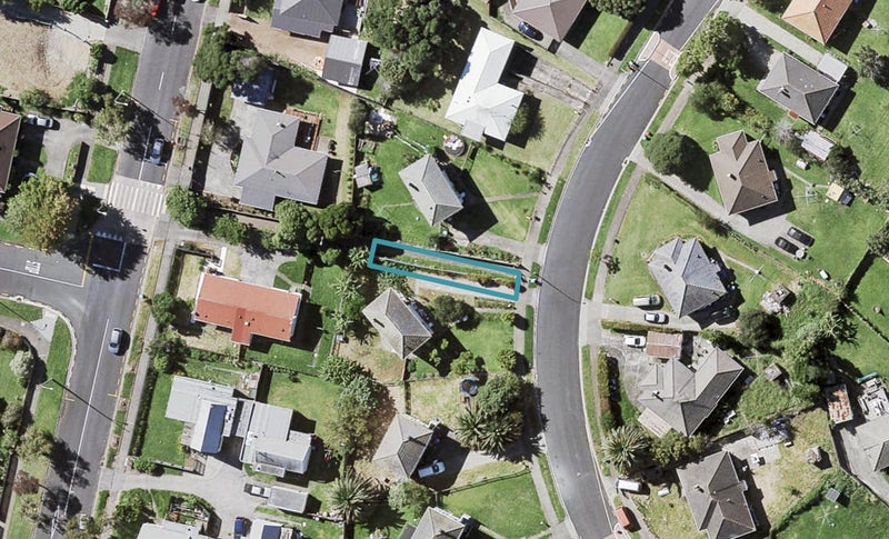 15B Epping Street, Glen Innes, Auckland - Carousel 1
