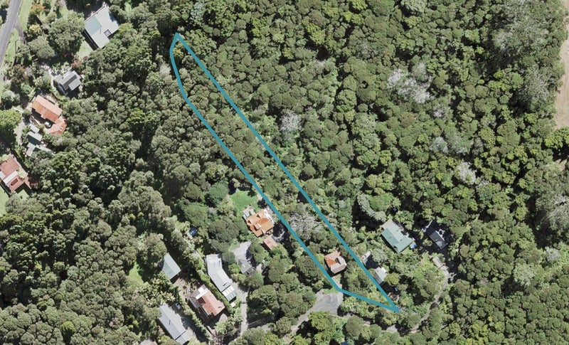 36 Napuka Road, Henderson Valley, Auckland - Carousel 1
