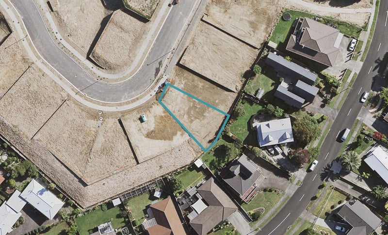 66 Matairangi Avenue, Totara Heights, Auckland - Carousel 1