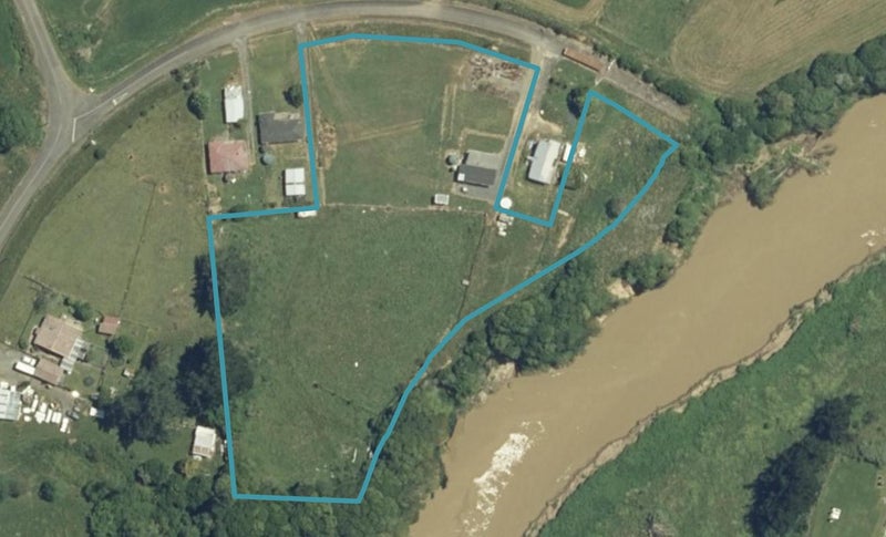 14 Makarini Road, Whatawhata - Carousel 1