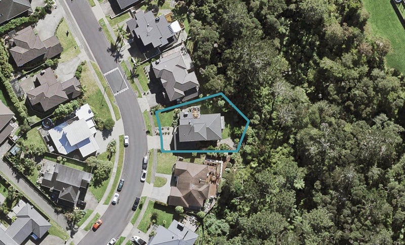 9 Aberley Road, Schnapper Rock, Auckland - Carousel 1