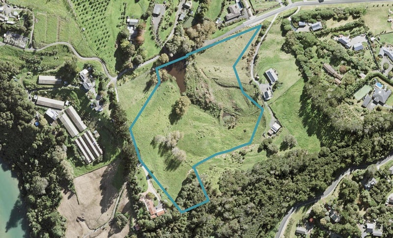 76 Cedar Terrace, Stanmore Bay, Whangaparāoa - Carousel 1
