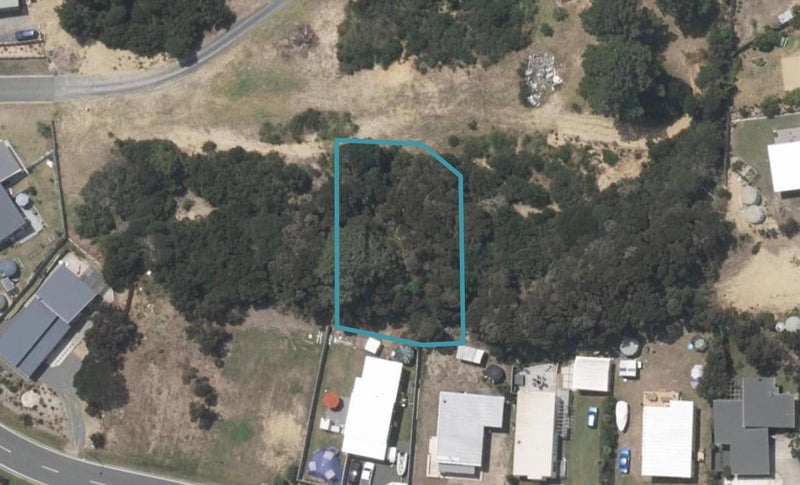 10 Sandpiper Lane, Mangawhai Heads, Mangawhai - Carousel 1