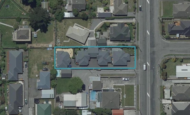 2/49 Kerrs Road, Avonside, Christchurch - Carousel 1