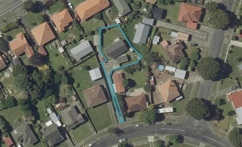129B Savage Crescent, West End, Palmerston North - Carousel 1