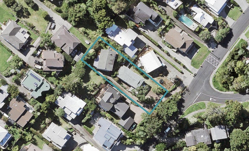 1/17 Korotaha Terrace, Rothesay Bay, Auckland - Carousel 1