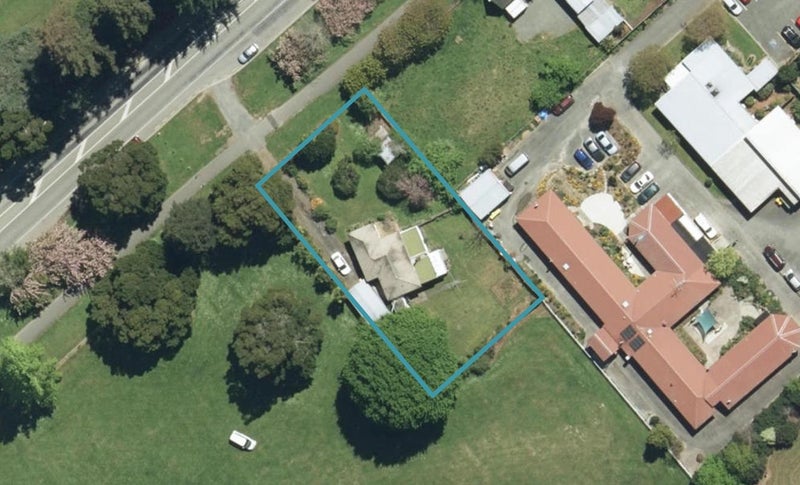19 Clifford Road, Wakefield - Carousel 1