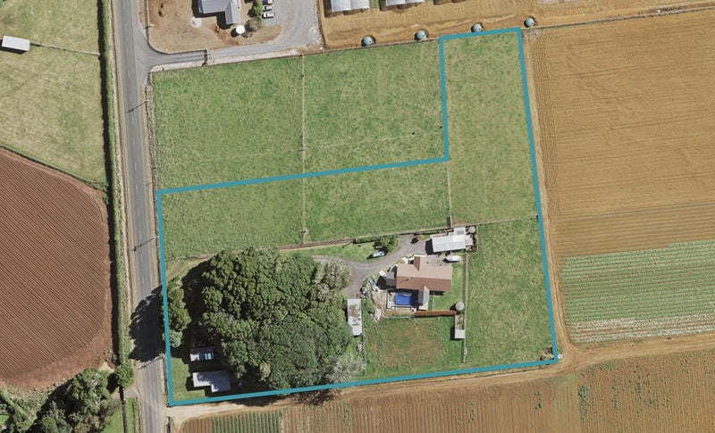 688 Harrisville Road, Pukekohe East - Carousel 1