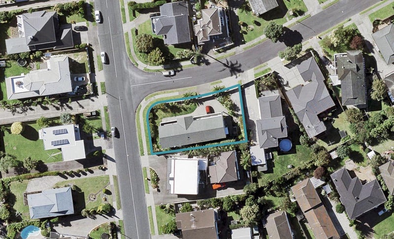 26 Gulf Crest, Bucklands Beach, Auckland - Carousel 1