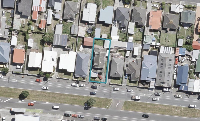 2/23 Waione Street, Petone, Lower Hutt - Carousel 1