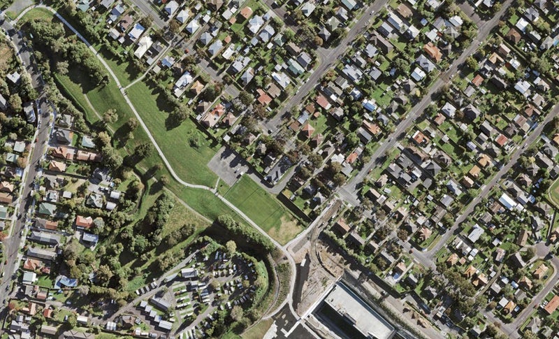 51 Hendon Avenue, Mount Albert, Auckland - Carousel 1