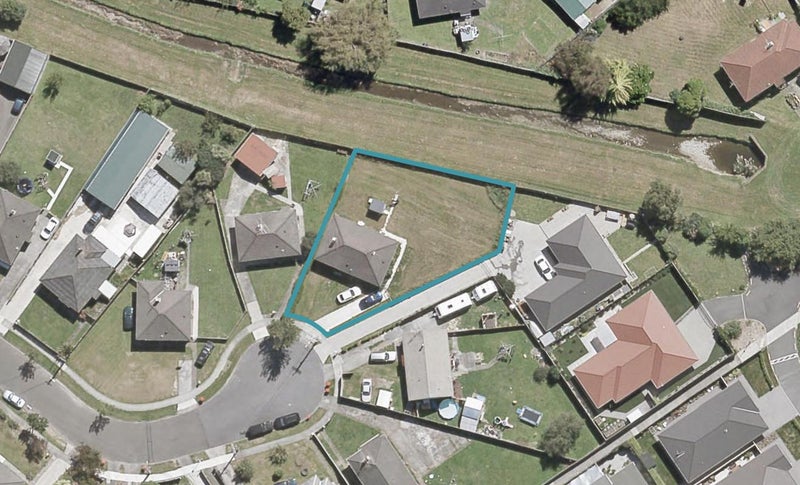 37 Ngata Grove, Trentham, Upper Hutt - Carousel 1