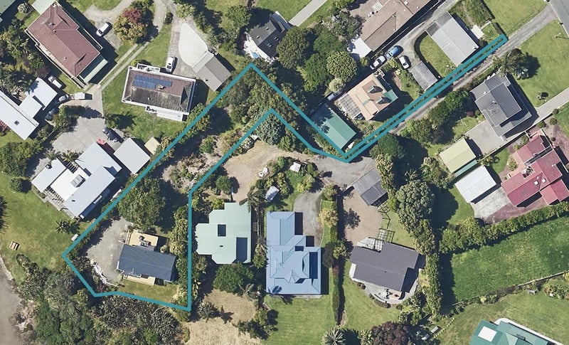 19 Waione Avenue, Athenree, Waihi Beach - Carousel 1
