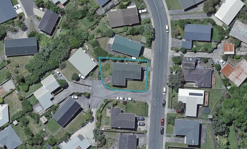 63 Baylands Drive, Newlands, Wellington - Carousel 1
