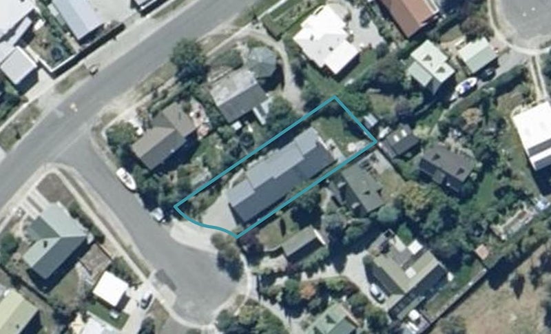 2 Kelvin Place, Kelvin Heights, Queenstown - Carousel 1