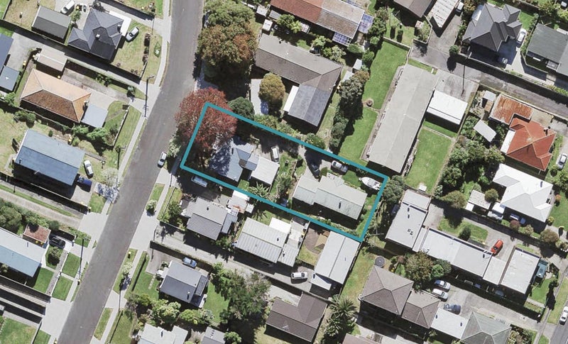 1/11 Copley Street, New Lynn, Auckland - Carousel 1