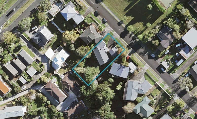 58 Oriana Avenue, Lynfield, Auckland - Carousel 1