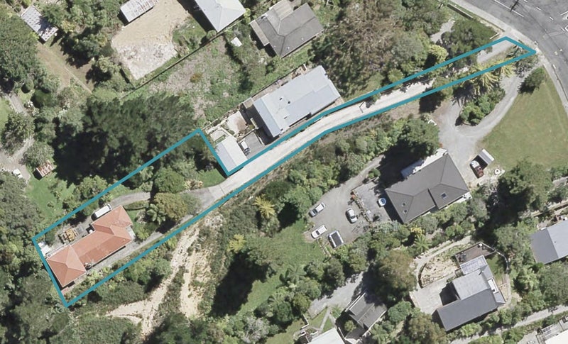 22 Forest Road, Pinehaven, Upper Hutt - Carousel 1
