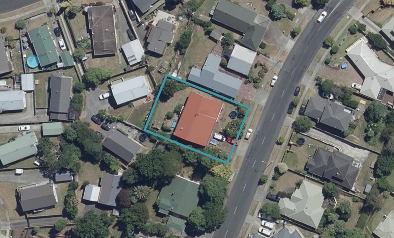 16 Church Road, Pukete, Hamilton - Carousel 1