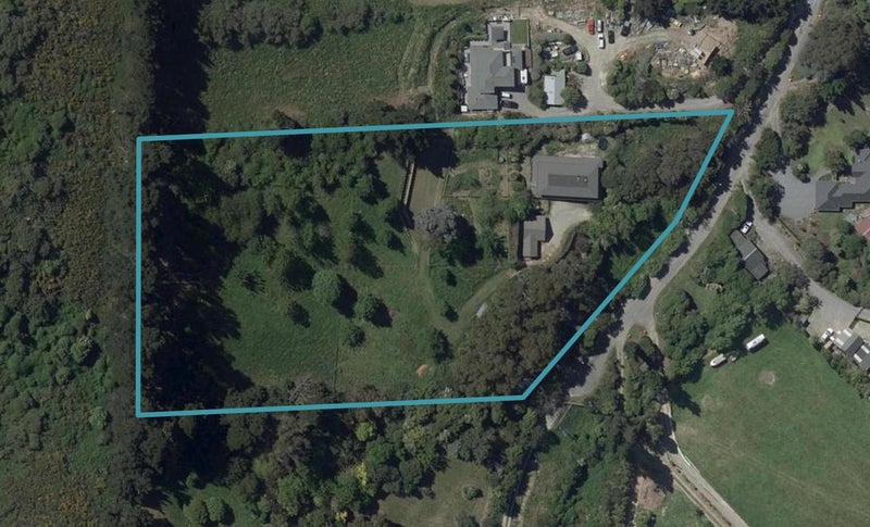 90 Avoca Valley Road, Heathcote Valley, Christchurch - Carousel 1