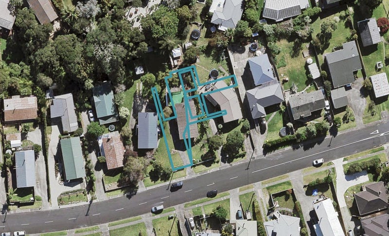 3/11 Seaview Road, Glenfield, Auckland - Carousel 1