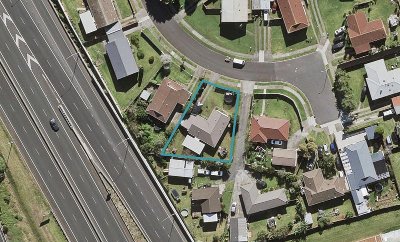 25 Ashmore Place, Favona, Auckland - Carousel 1