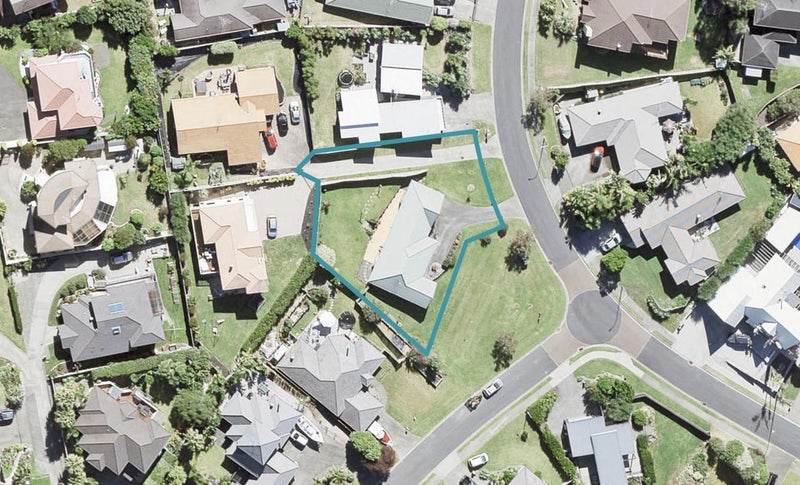 11 Commodore Court, Gulf Harbour, Whangaparaoa - Carousel 1